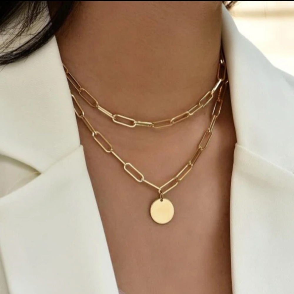 NWT 18k GOLD PLATED NECKLACE